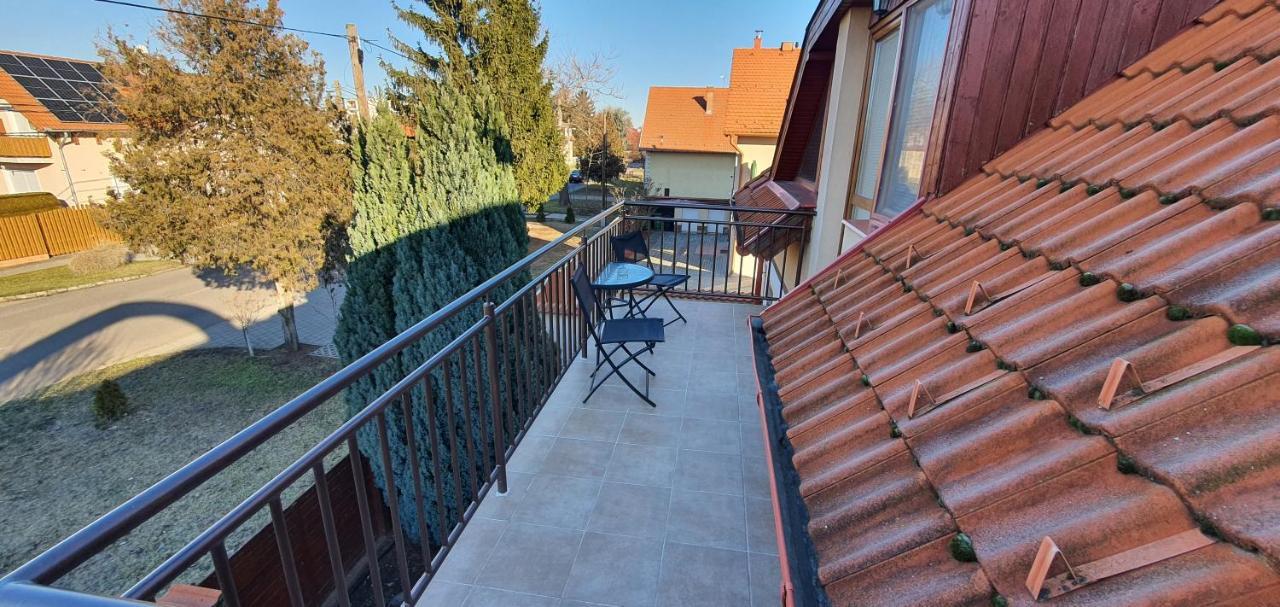Aqua Oazis Apartman Hajdúszoboszló Exterior foto