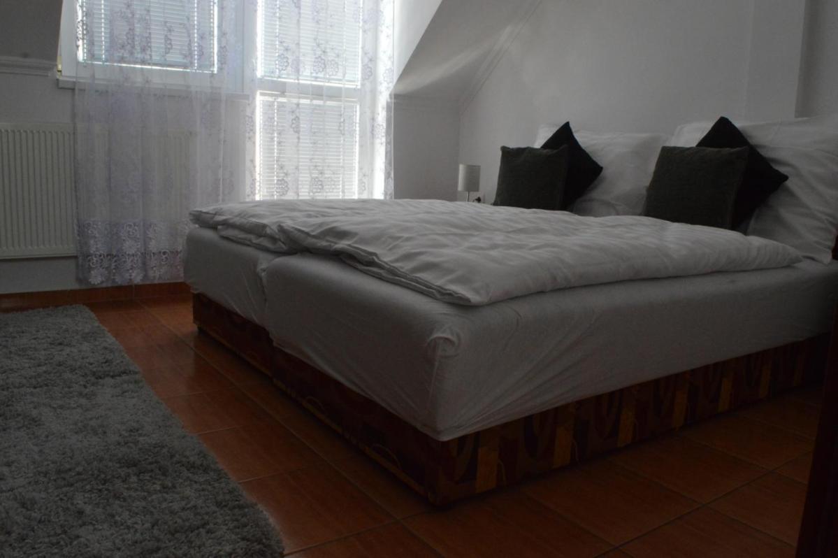 Aqua Oazis Apartman Hajdúszoboszló Exterior foto
